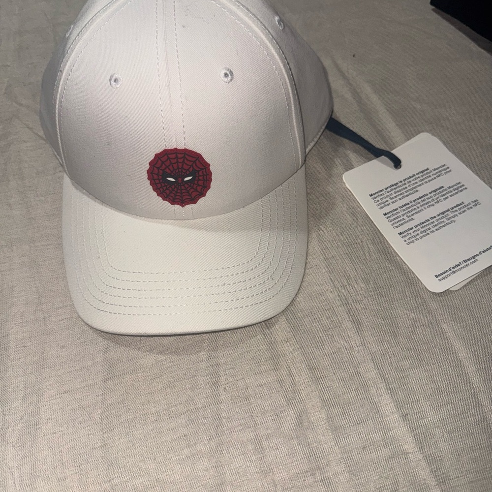 MONCLER Spider-Man White Baseball Hat NWT - Picture 2 of 12